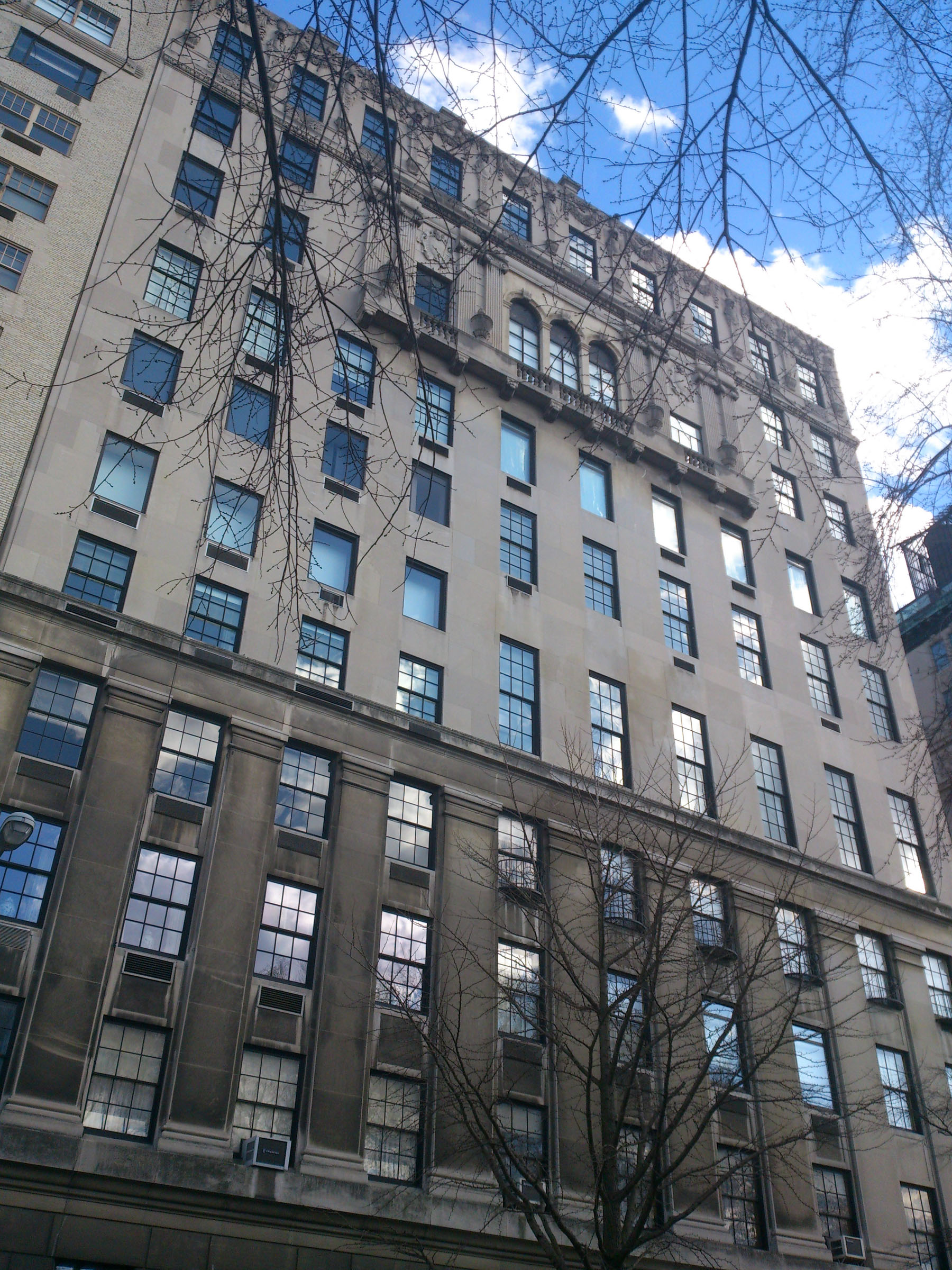 960 Fifth Avenue.